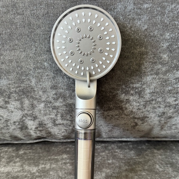 HydroBoost High Pressure 5 mode filtered shower head - Picture 3 of 7